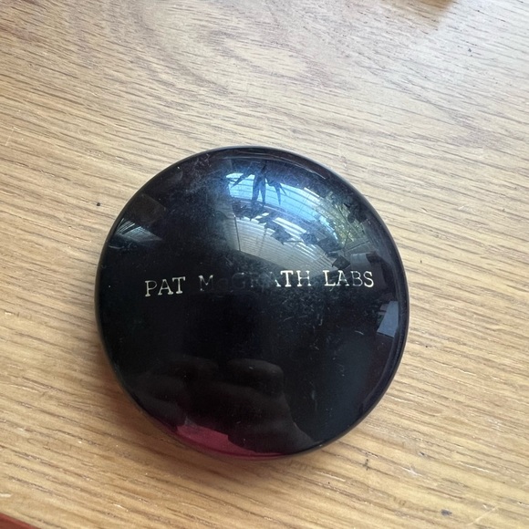 Pat McGrath Skin Fetish Sublime Perfection Blurring Under Eye Powder - Picture 2 of 3